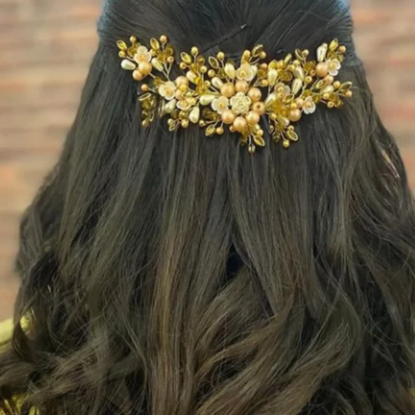 Glam Accessories | Leaf-Shaped Embellished Head Comb | Hair Adornments | Mayaar